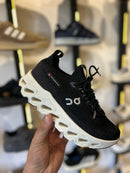 ON CLOUDSURFER PRETO/BRANCO - comprar online