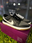 DUNK LOW GRAFITE/LATEX na internet