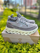 ON CLOUDSURFER CINZA OFF - loja online