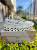 ON CLOUDESURFER OFF WHITE