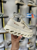 Imagem do ON CLOUDESURFER OFF WHITE